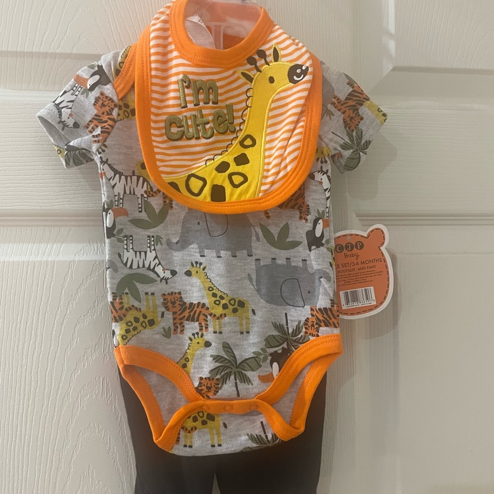 Baby boy, three-piece jungle set